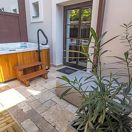 Hotel Boutique Annuska 4*