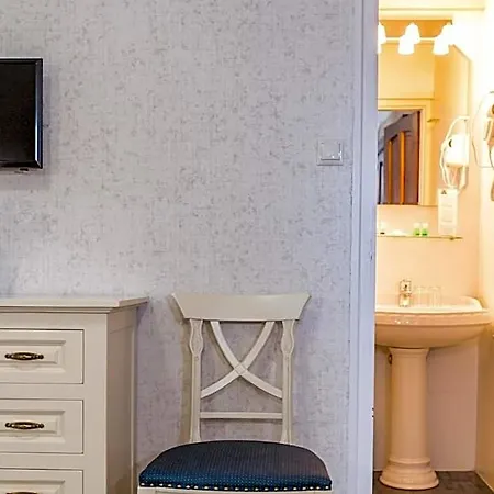 Boutique Annuska Hotel 4*