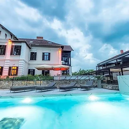 Hotel Boutique Annuska 4*